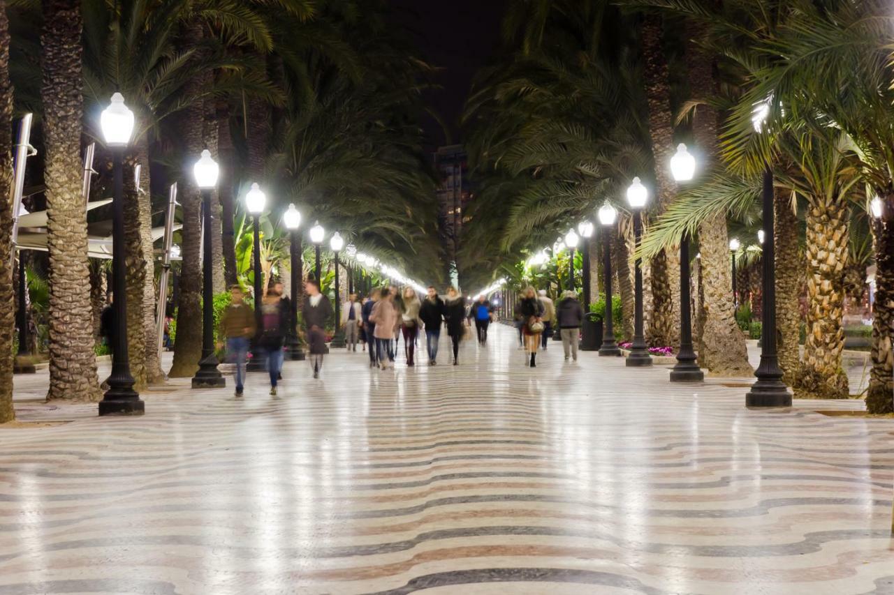 Hotel Maritimo Urban Alicante Exterior photo